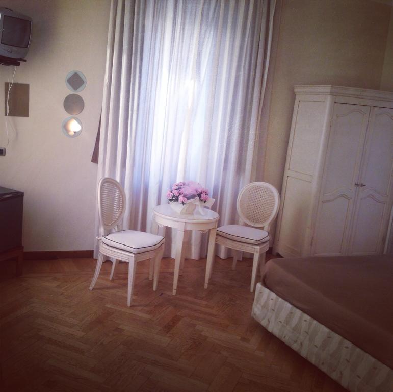 Hotel Langa In Cortemilia Ngoại thất bức ảnh