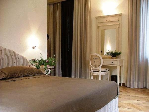 Hotel Langa In Cortemilia Ngoại thất bức ảnh